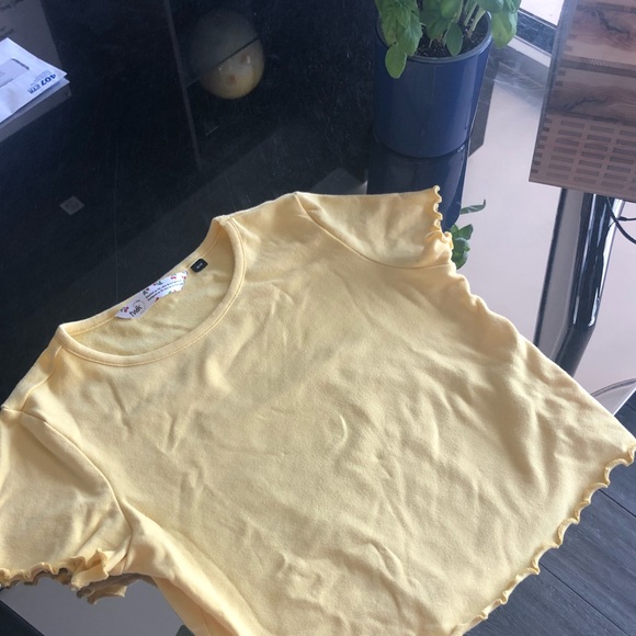 Twik Baby Yellow Tee, Organic cotton accent-ruffle tee, MEDIUM - Picture 5 of 5